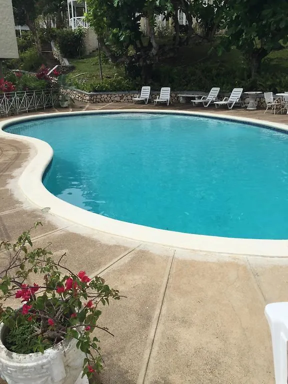 Columbus Heights A5 Apartment Ocho Rios